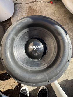 15 Inch Skar Audio Subwoofer