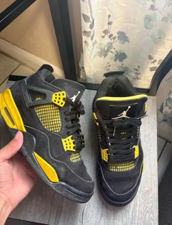 Jordan 4s Size 8.5