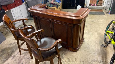 Wine Bar Bartender Unit Storage Cabinet With Stools