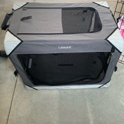 Collapsible Dog Crate 