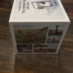 White Insta360 Ultra 