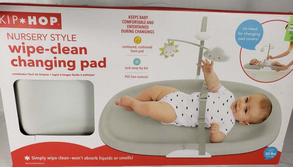 Skip Hop Changing Table