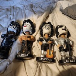 KISS bobbleheads 