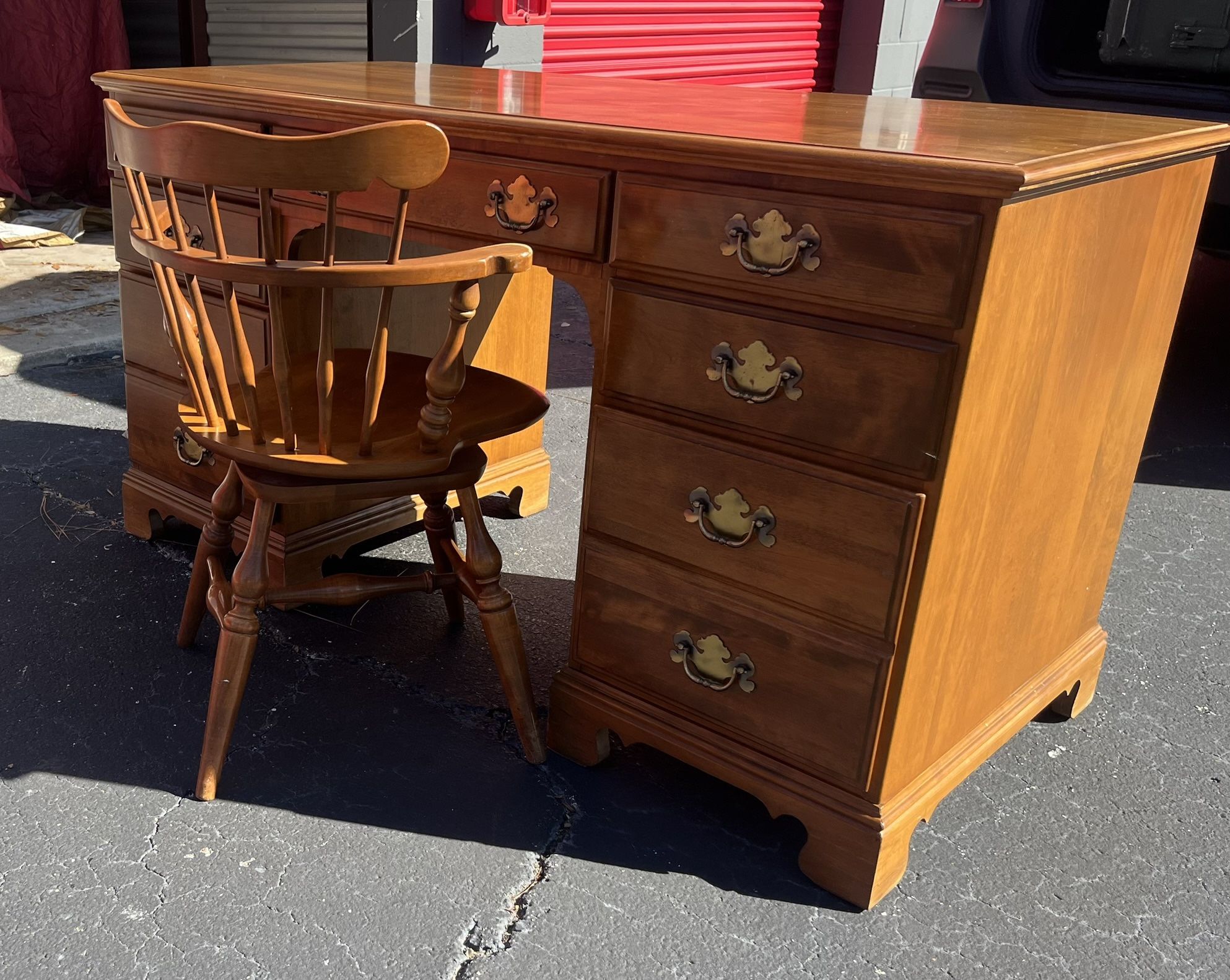 Ethan Allen Desk
