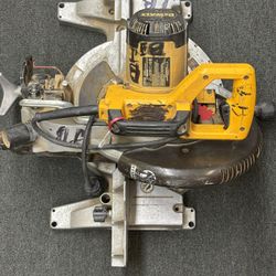 Dewalt Saw