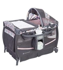 Baby trend nursery Bassinet & Play Yard