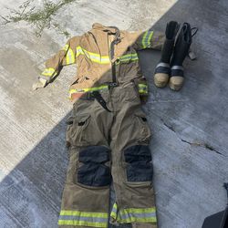 Firefighter turnouts