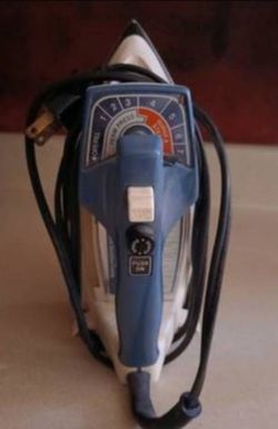 Black n Decker Iron