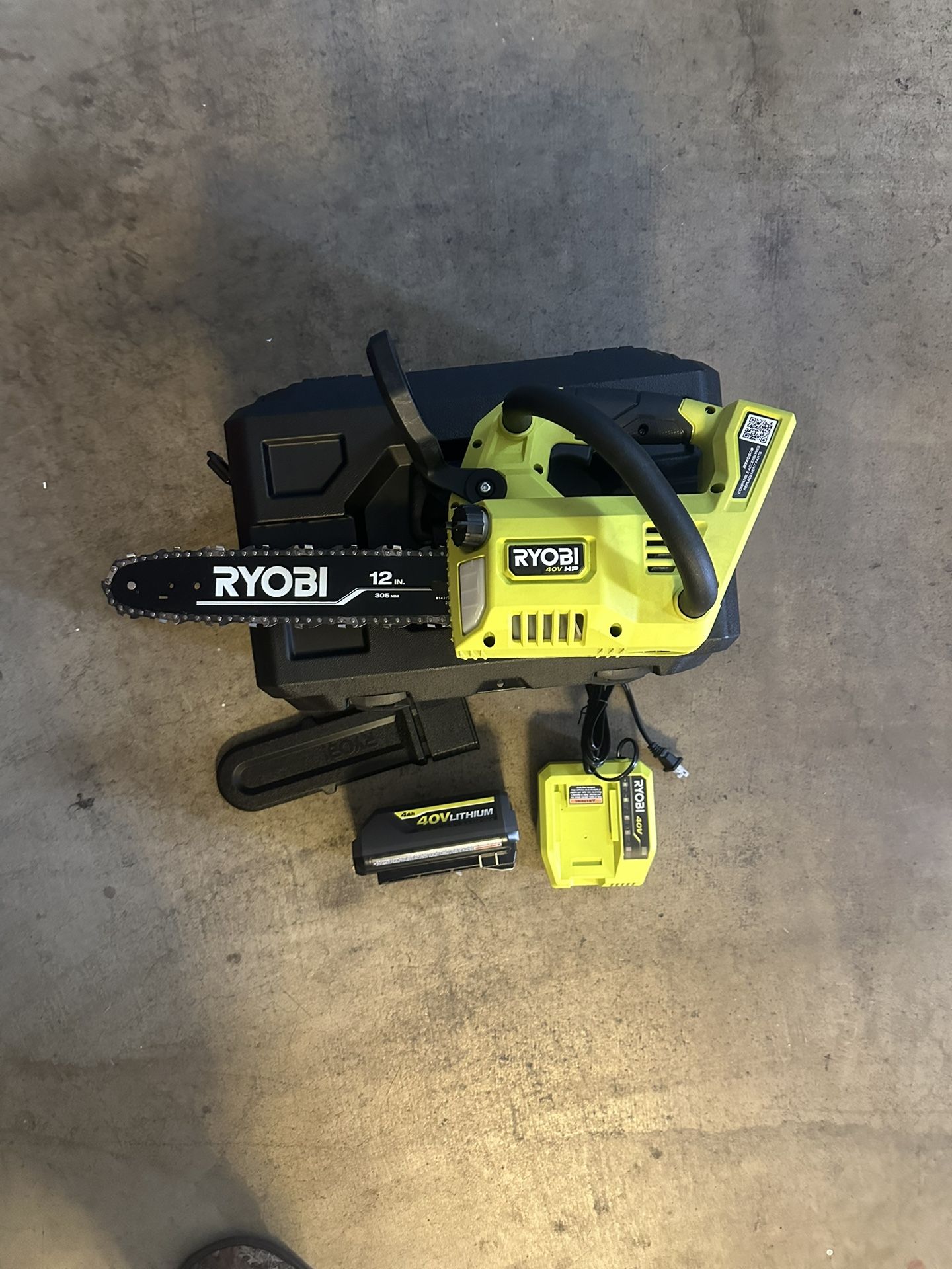 RYOBI 40V HP Brushless 12 in. Top Handle Battery Chainsaw Kit