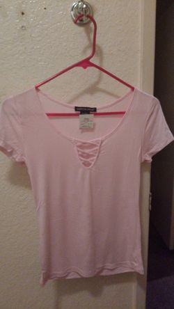 New shirt size small for girl