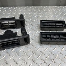 Dash Air Vents 