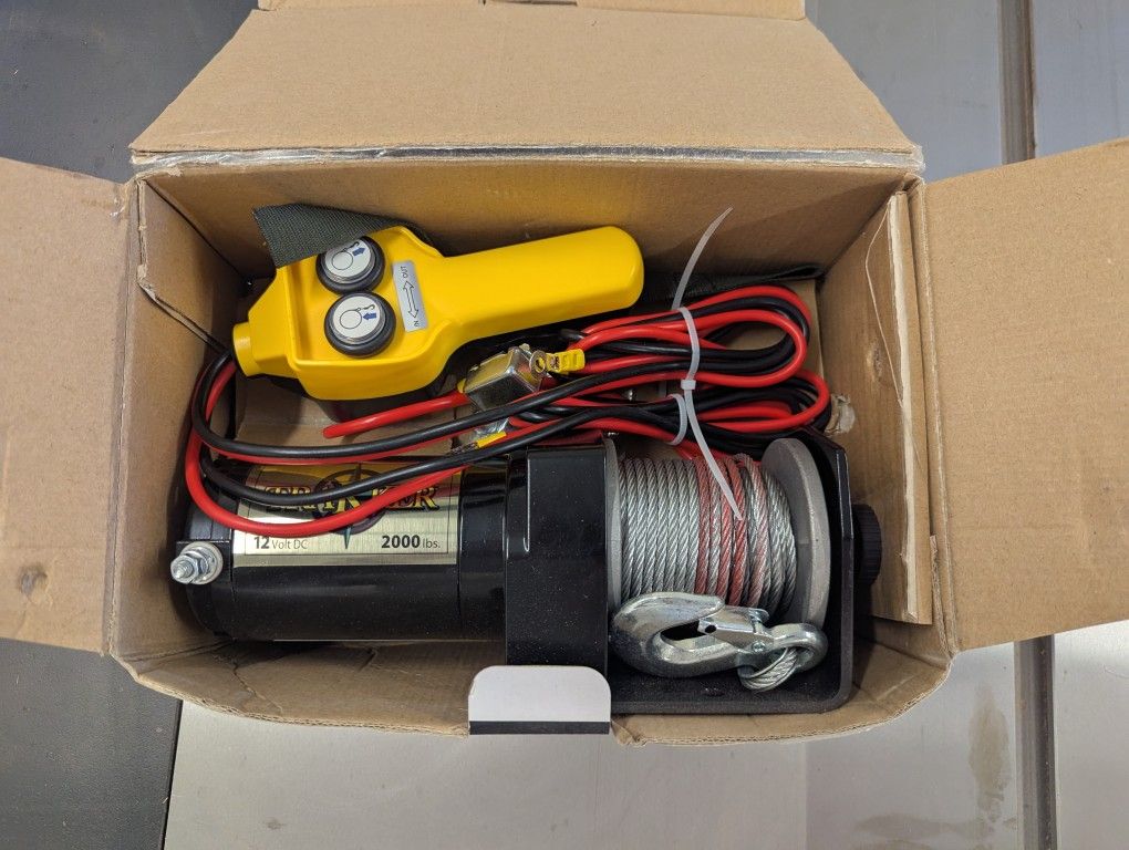 Keeper 2,000lb 12V Winch - New, Open Box, Never Used