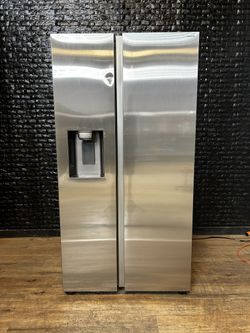 SAMSUNG REFRIGERATOR w/WARRANTY! R2616A
