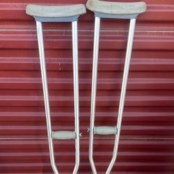 Crutches 