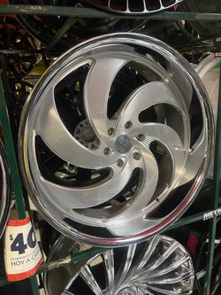 26 Inch Strada Wheels