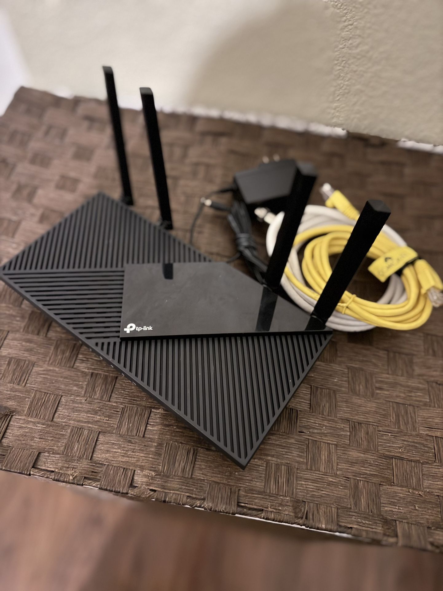 TP-Link AX1800 WiFi 6 Router V4 (Archer AX21) – Dual Band Wireless Internet Router like New