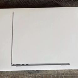 2024 Apple MacBook Air 13" Laptop M3 16GB 512GB SSD Space Gray New