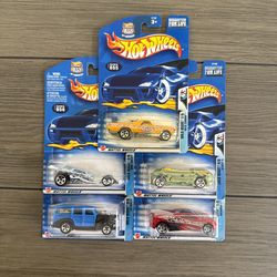 Hotwheels 2002 Wild Wave Series Set