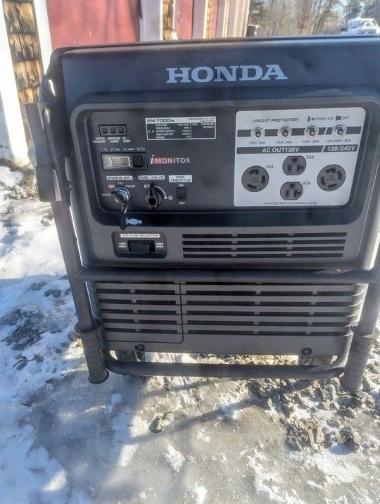 Honda Eu7000is Inverter Generator for Sale in Freedom, NH OfferUp