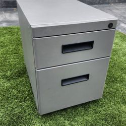 New Filing Cabinet With Keys