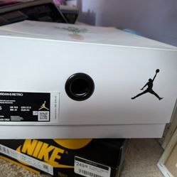 Jordans retro 6 9.5 mens 