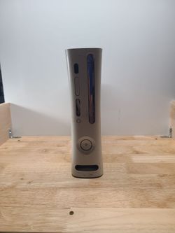 Broken white Xbox 360