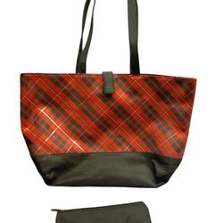 Lancôme Paris Black and Red Tote Bag Set comes with Makeup bag