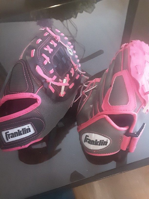 Franklin Fastpitch Pro Series Softball Gloves, Adult And Child's (Girls)