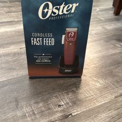 Oster Fast Feed Cordless Clippers Brand New
