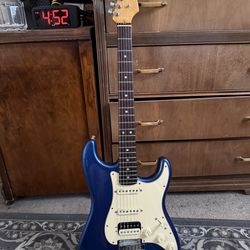 2019 Made in USA Fender Stratocaster Ultra Electic Guitar