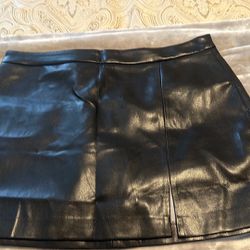 Brand new Black Mini skirt XL