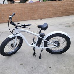 Custom electric big boy cruiser.