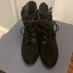 Madden Girl Heeled Booties! Like New! Size 10 M