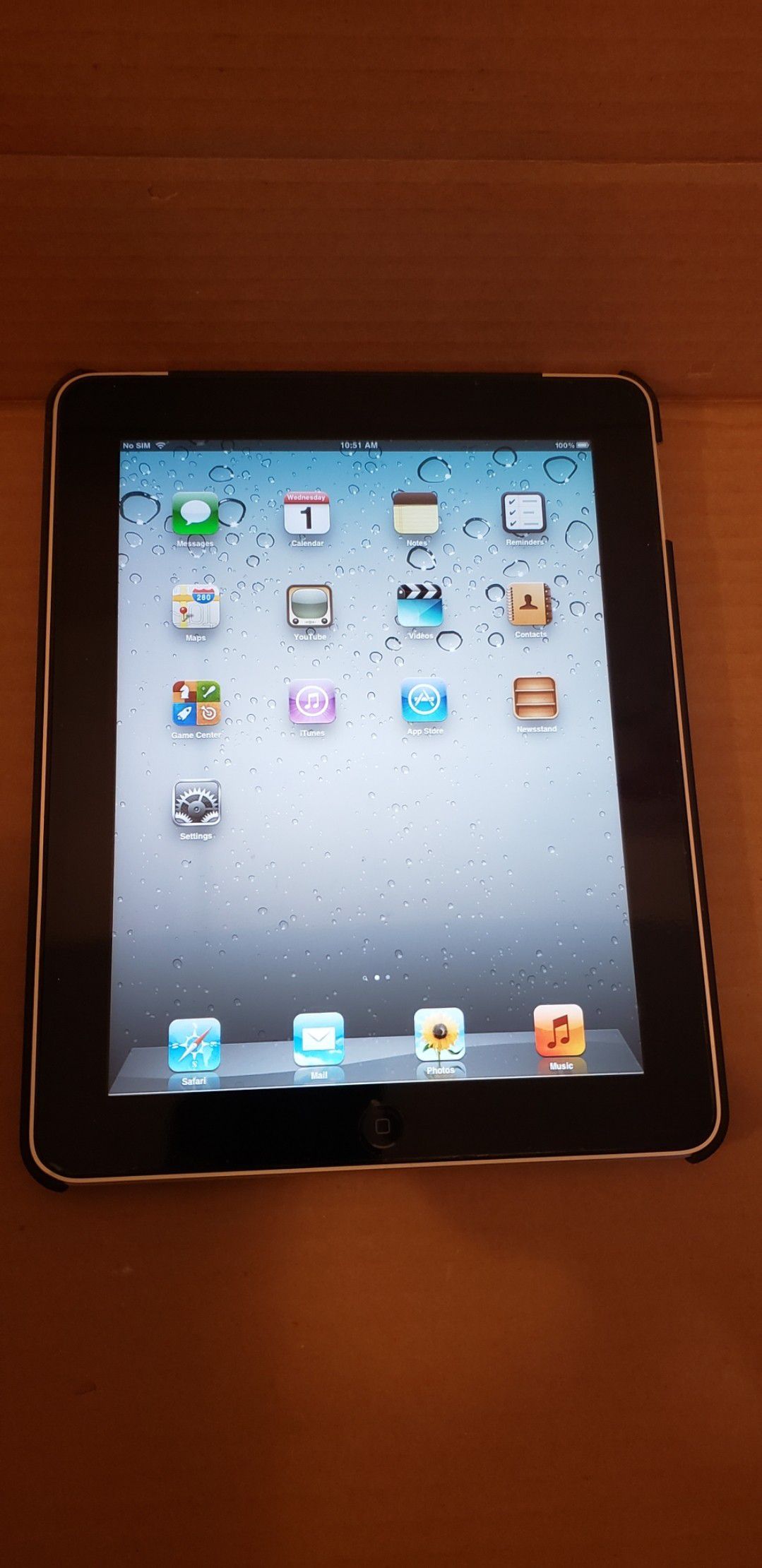 Apple 10" iPad Model A1337