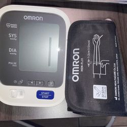 Omron Blood Pressure Monitor Model BP761N