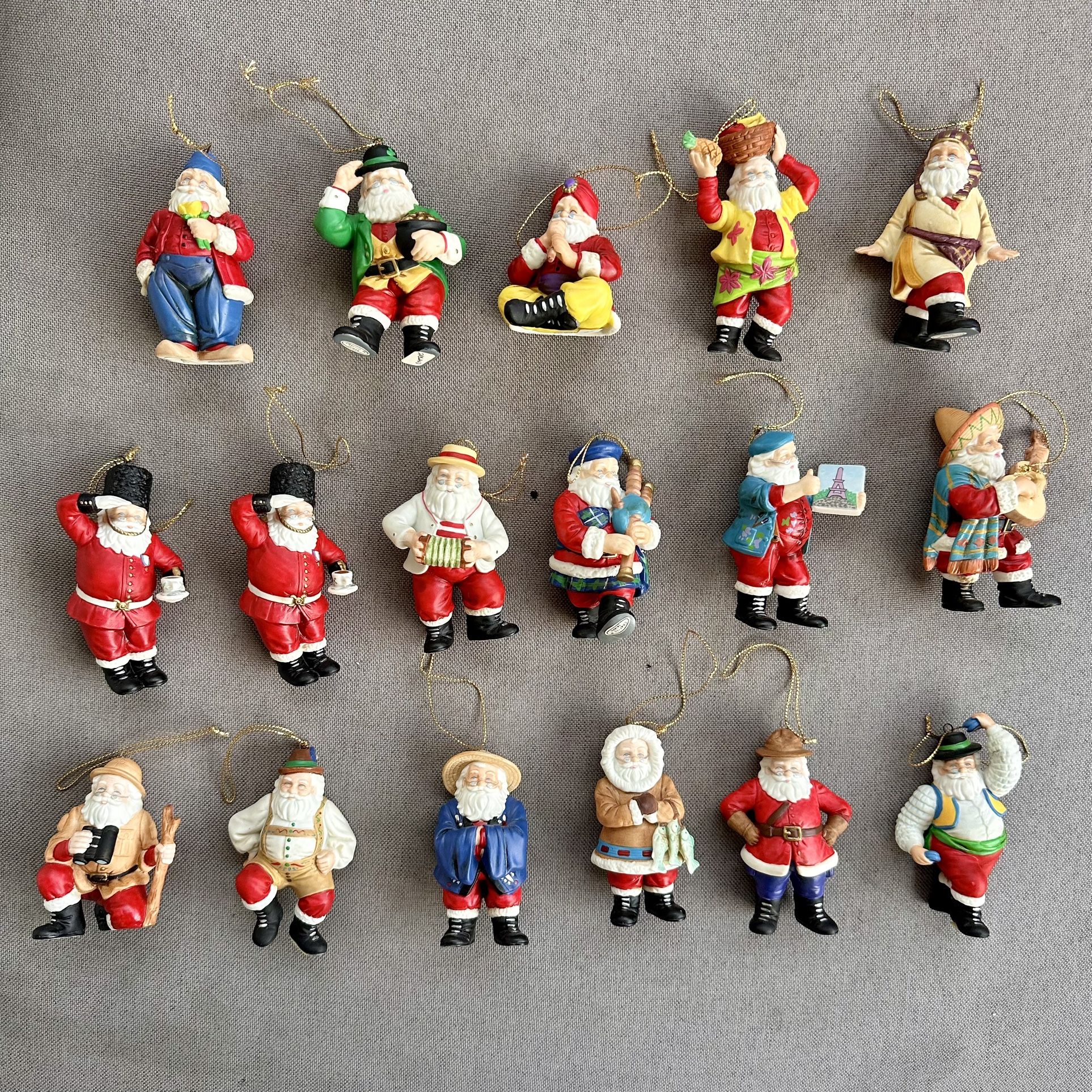 17 Porcelain SANTAS AROUND THE WORLD Ornaments Danbury Mint Vintage
