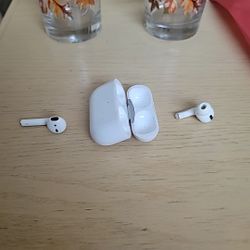 Used Wireless Apple Earbuds. 