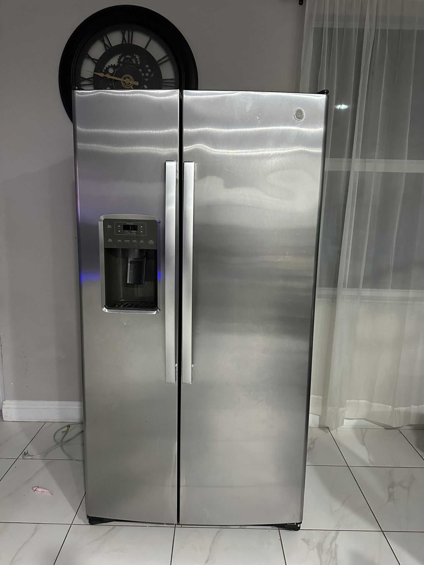 GE Refrigerator, Stove And Microwave 