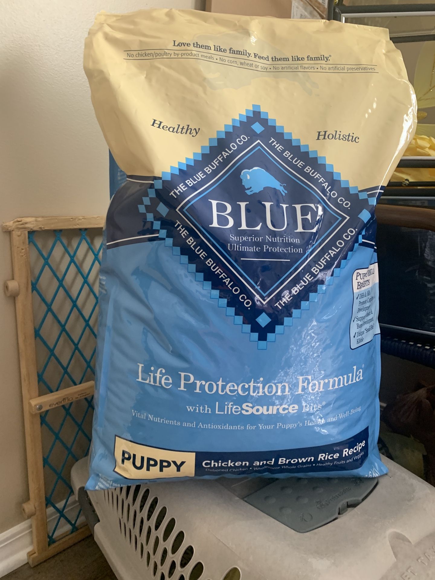 Brand new unopened Blue buffalo puppy food