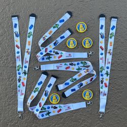 Brand new Legoland Mini Figure Lanyards & 1st Visit Pop Badges 10-piece set