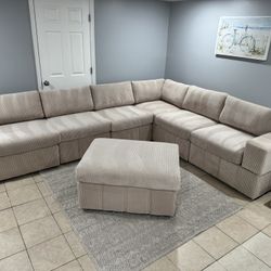 FREE DELIVERY AND INSTALLATION - 🚚 Brand New in Box 📦 Beige 7 Pieces Modular Set