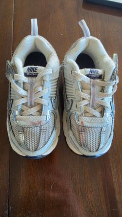 Nike Vomeros White 9C
