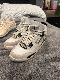 Jordan 4’s size 8.5 men