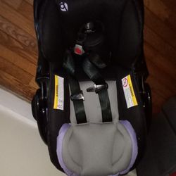Babytrend Infant Car seat 