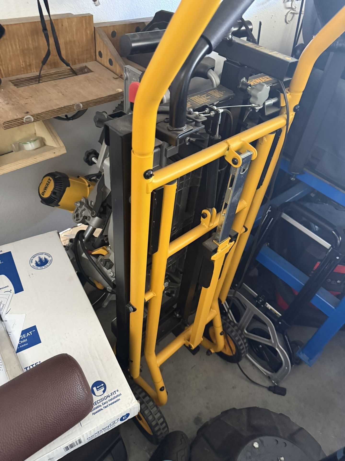 Dewalt 15 Amp Corded 12 in. Double Bevel Sliding