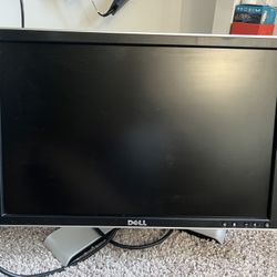 24 Inch Dell monitors -2 piece- used