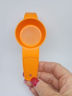 New Old Stock ~ Tupperware Small Sifter / Tea Steeper Strainer - #879-6 MCM Orange