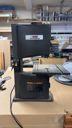 Central Machinery 9" Benchtop Band Saw