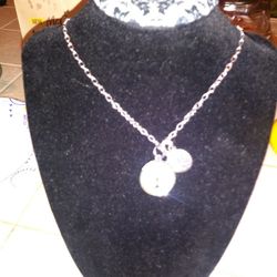 Very Pretty Necklace