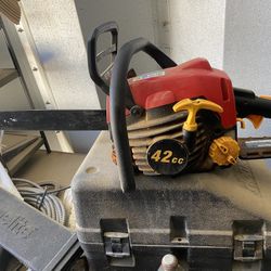 Homelite 18” Chainsaw